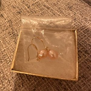 Pearl earrings from Maui, Hawaii